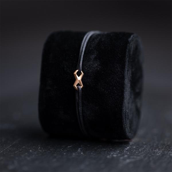 1,5 mm schwarzes Nylonarmband mit einem bronzebeschichteten Unendlichkeitszeichen - Infinity Black Bronze